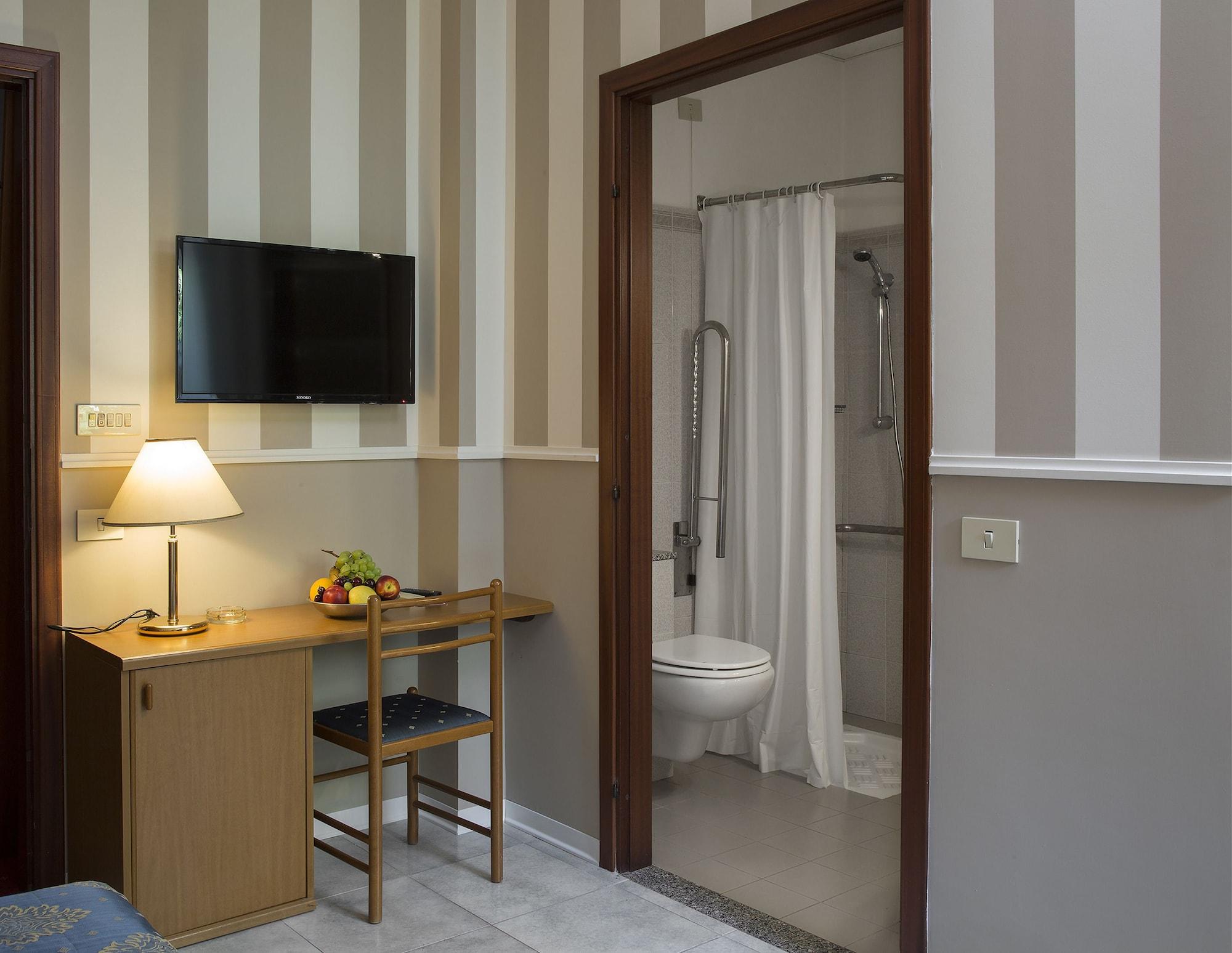 Hotel Redebora Torregrotta Kültér fotó