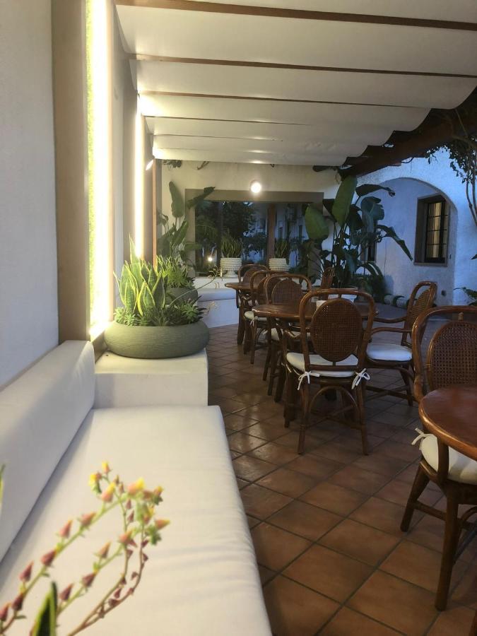 Hotel Redebora Torregrotta Kültér fotó