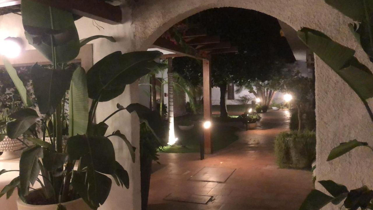 Hotel Redebora Torregrotta Kültér fotó