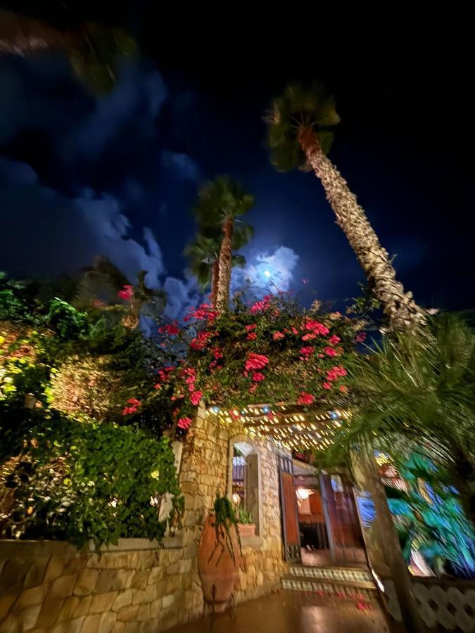 Hotel Redebora Torregrotta Kültér fotó